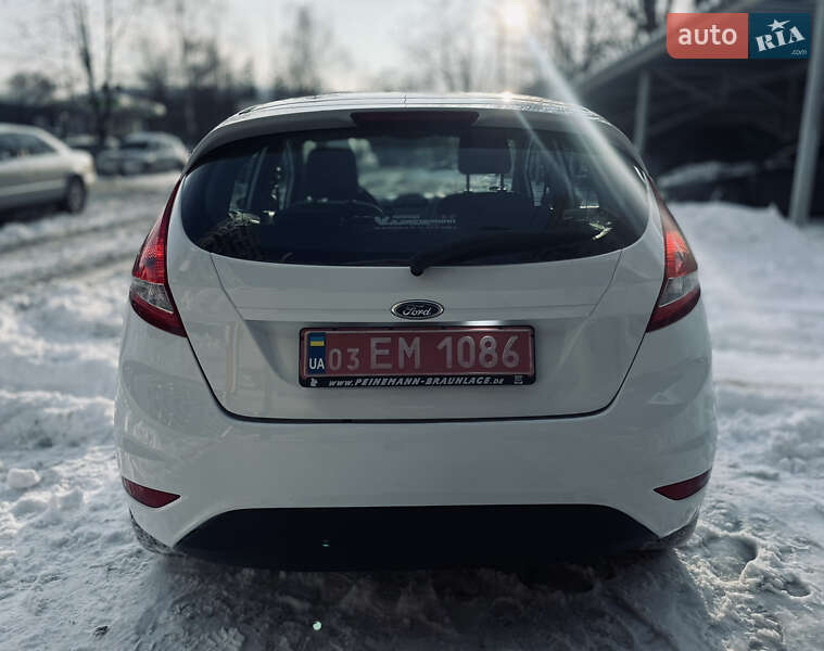 Хэтчбек Ford Fiesta 2012 в Хмельницком