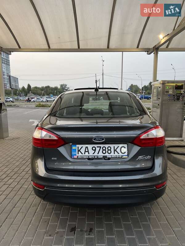 Седан Ford Fiesta 2018 в Киеве