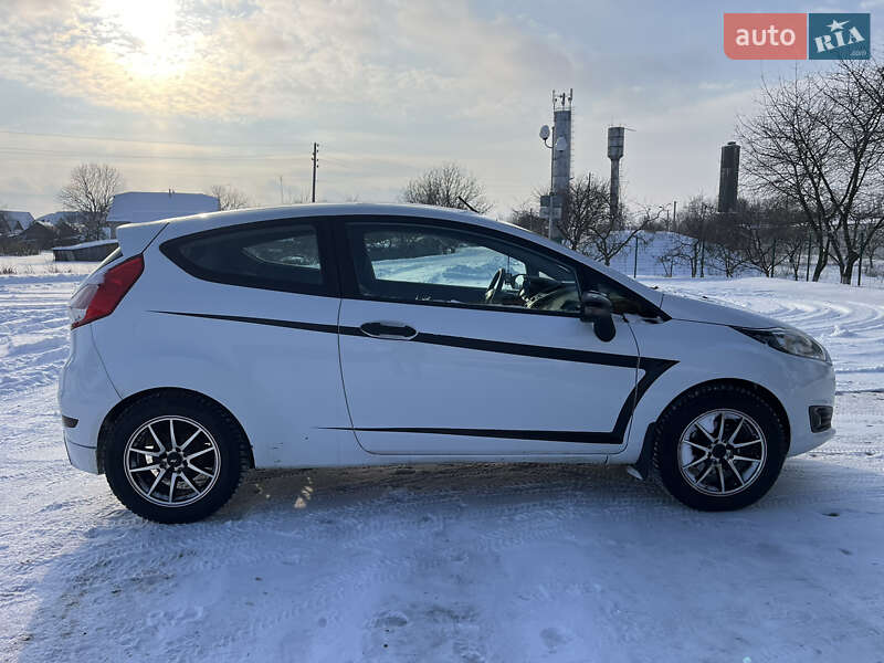 Хэтчбек Ford Fiesta 2014 в Хмельницком фото 7 Хэтчбек Ford Fiesta 2014 в Хмельницком