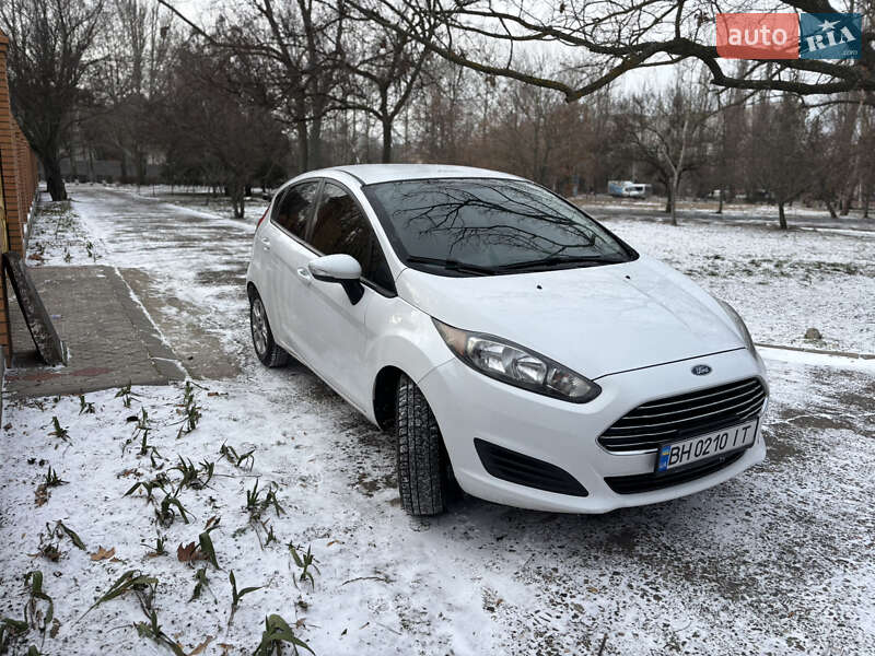 Хэтчбек Ford Fiesta 2014 в Николаеве