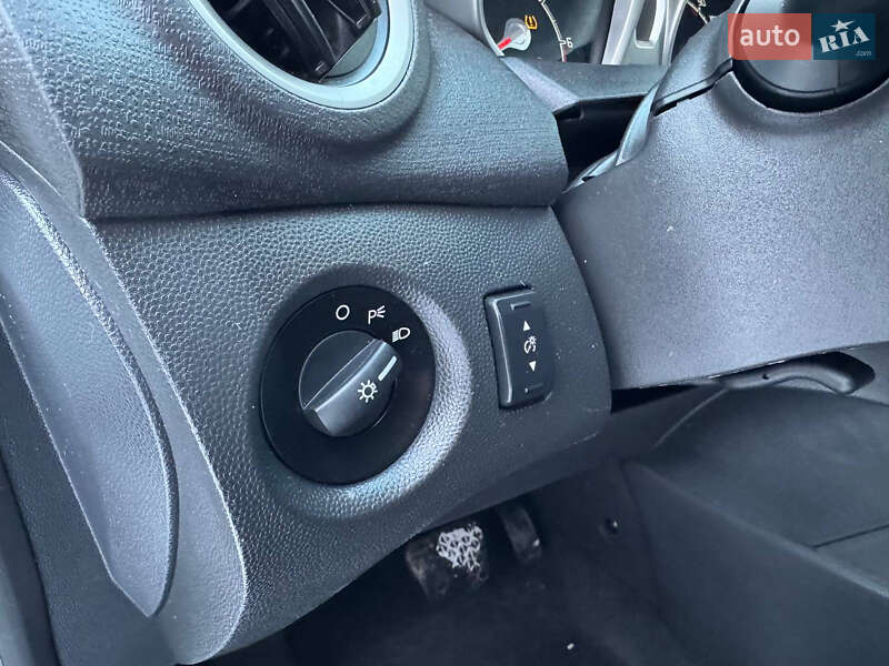 Хэтчбек Ford Fiesta 2013 в Дрогобыче