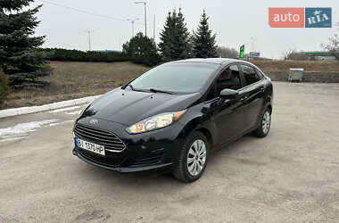 Седан Ford Fiesta 2014 в Полтаве