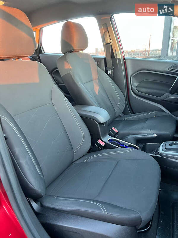 Седан Ford Fiesta 2014 в Киеве