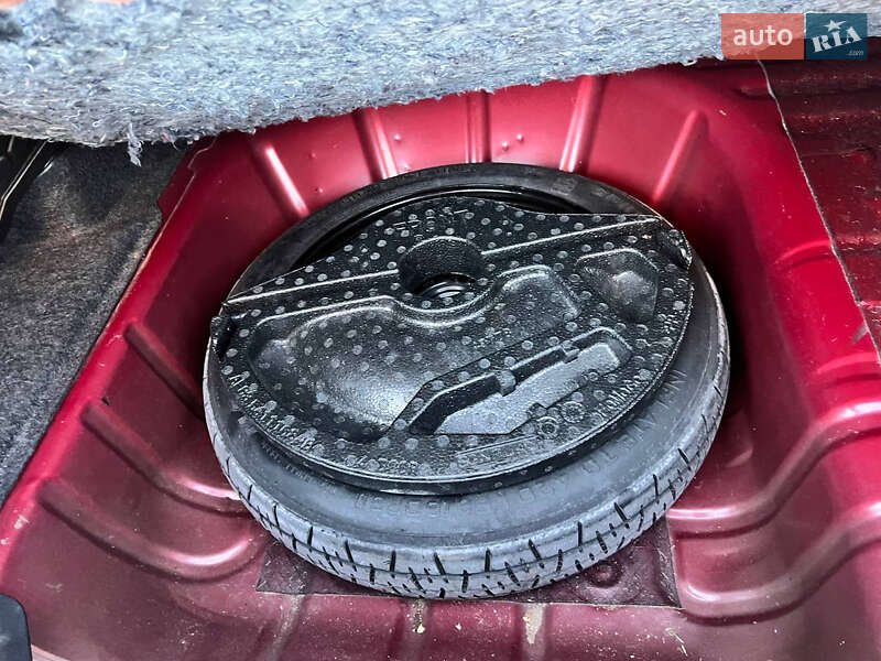 Седан Ford Fiesta 2014 в Киеве