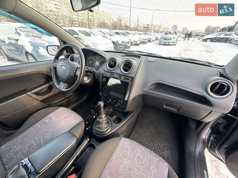 Хетчбек Ford Fiesta 2007 в Запоріжжі
