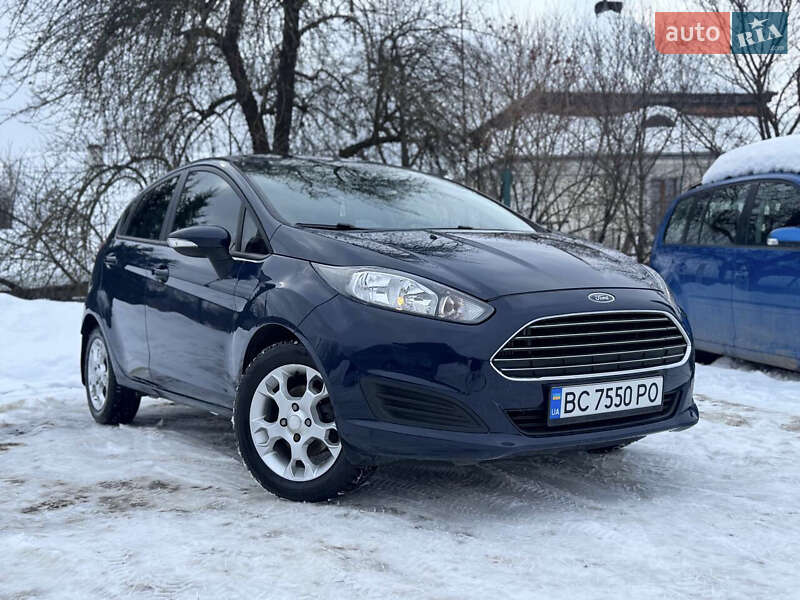 Хэтчбек Ford Fiesta 2013 в Дрогобыче