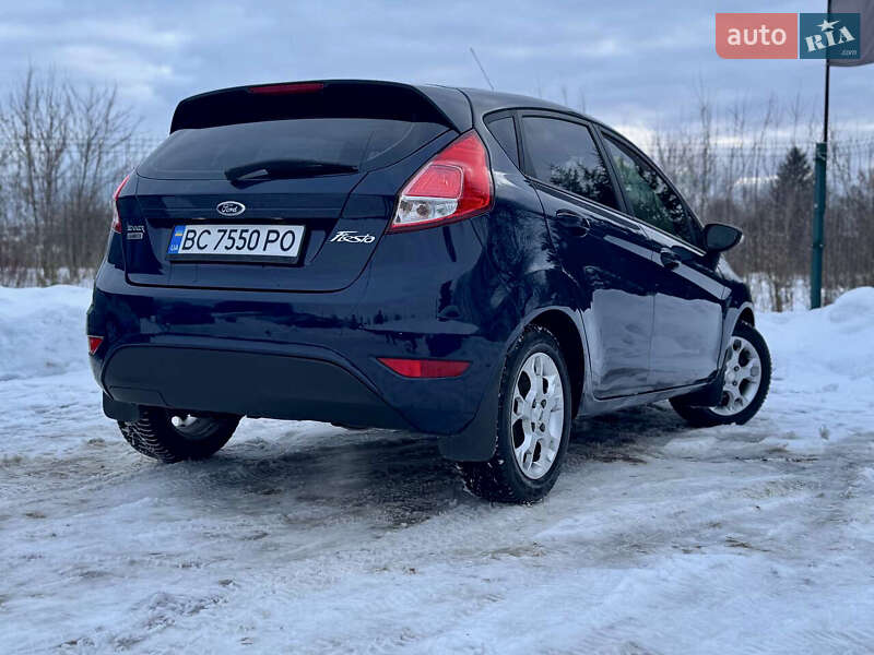 Хэтчбек Ford Fiesta 2013 в Дрогобыче