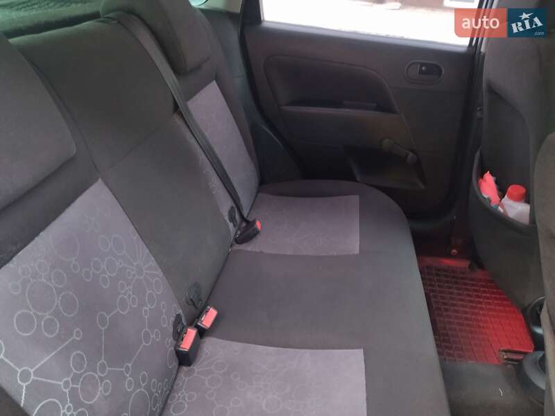 Хэтчбек Ford Fiesta 2007 в Сумах