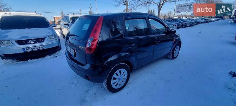 Хэтчбек Ford Fiesta 2007 в Павлограде