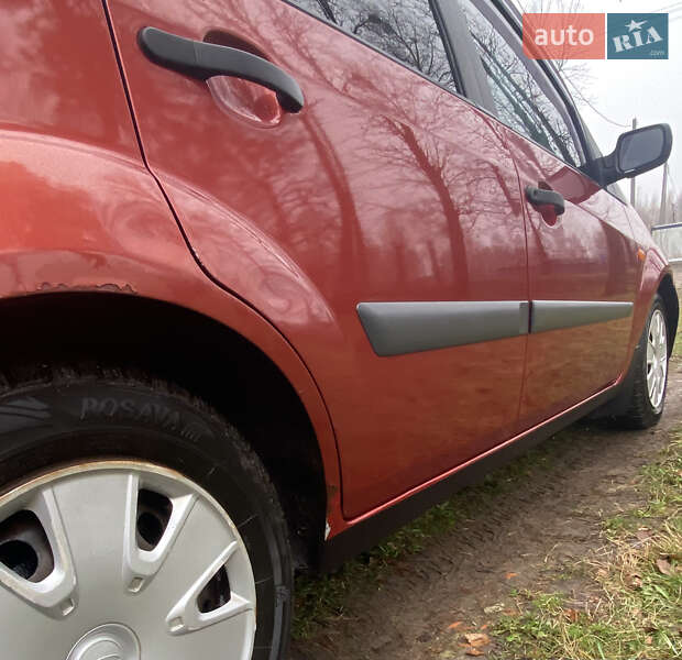 Хэтчбек Ford Fiesta 2006 в Корюковке фото 9 Хэтчбек Ford Fiesta 2006 в Корюковке