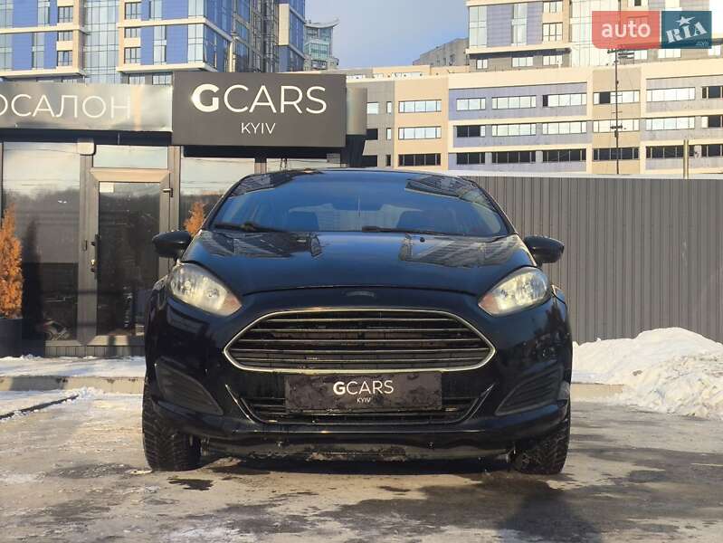Седан Ford Fiesta 2017 в Києві