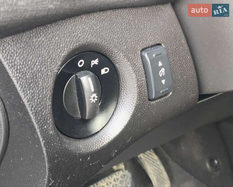 Седан Ford Fiesta 2017 в Києві