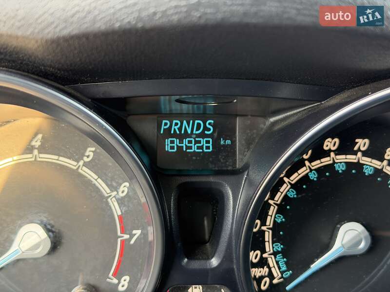 Хетчбек Ford Fiesta 2015 в Києві фото 5 Хетчбек Ford Fiesta 2015 в Києві