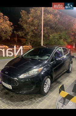 Хетчбек Ford Fiesta 2015 в Одесі