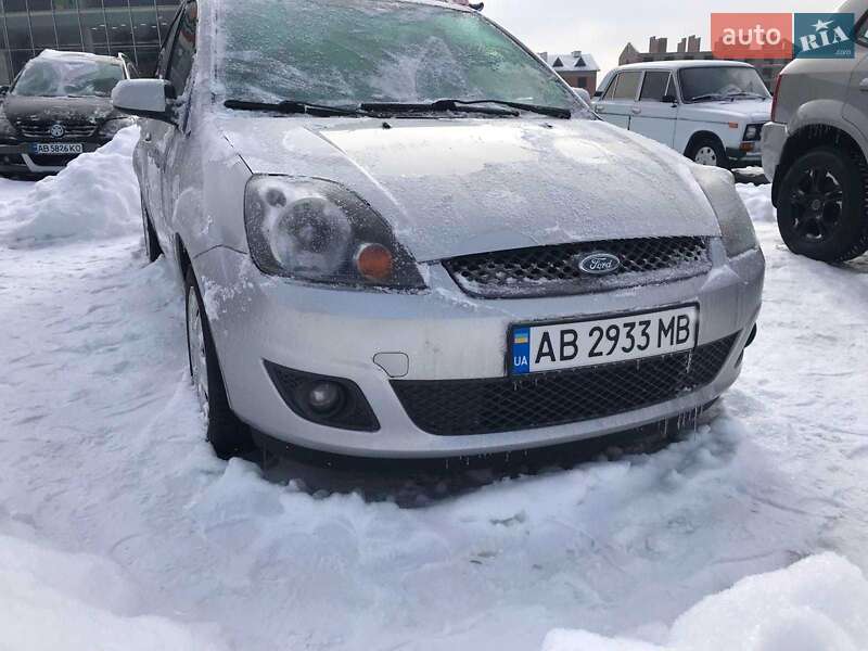Хетчбек Ford Fiesta 2007 в Ладижині фото 9 Хетчбек Ford Fiesta 2007 в Ладижині