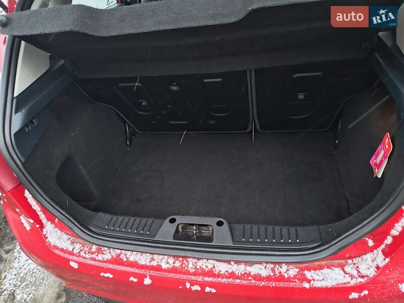 Хетчбек Ford Fiesta 2011 в Черкасах фото 6 Хетчбек Ford Fiesta 2011 в Черкасах