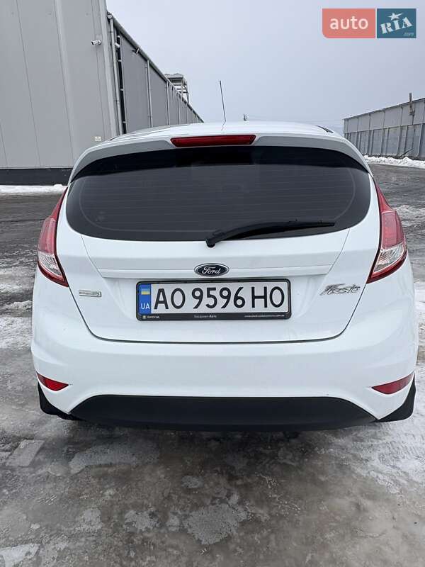 Хетчбек Ford Fiesta 2016 в Мукачевому фото 5 Хетчбек Ford Fiesta 2016 в Мукачевому