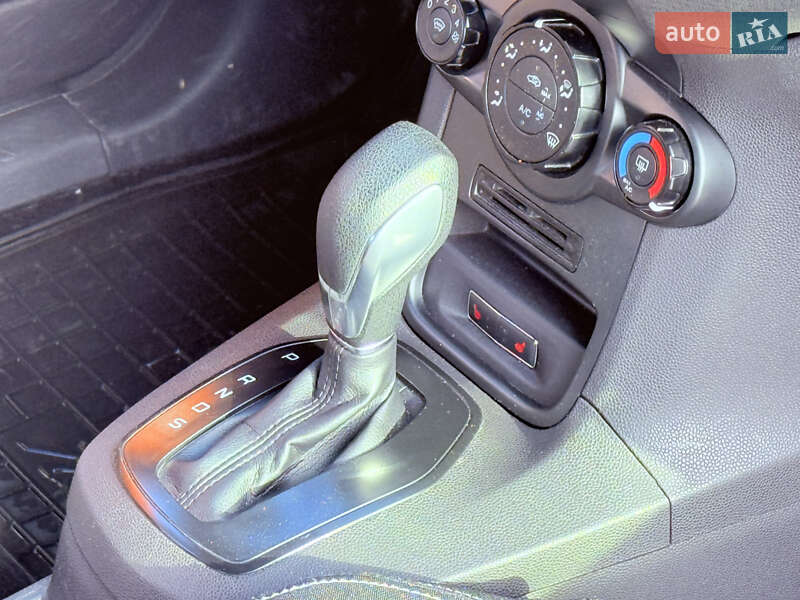 Хэтчбек Ford Fiesta 2017 в Харькове