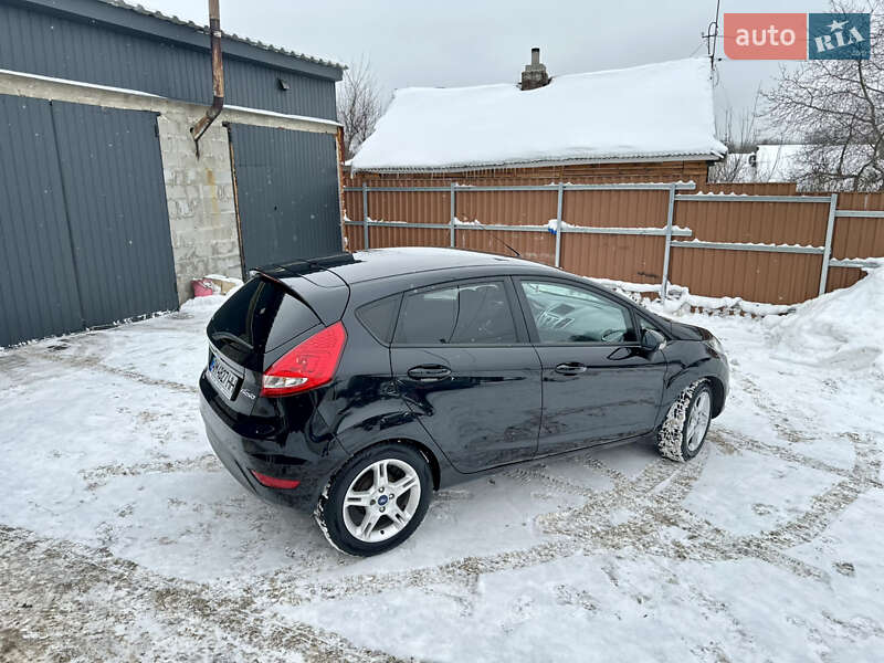 Хетчбек Ford Fiesta 2011 в Житомирі