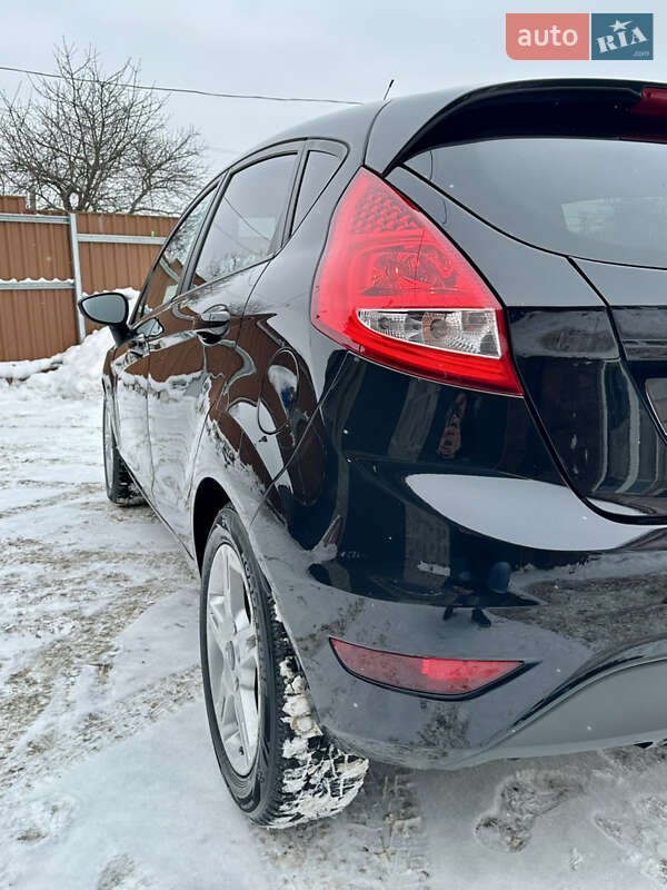 Хетчбек Ford Fiesta 2011 в Житомирі