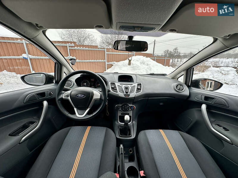 Хетчбек Ford Fiesta 2011 в Житомирі