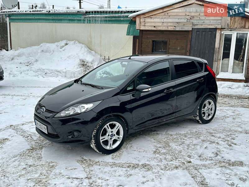 Хетчбек Ford Fiesta 2011 в Житомирі