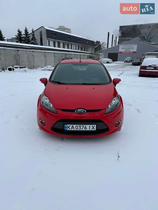 Хетчбек Ford Fiesta 2012 в Києві фото 2 Хетчбек Ford Fiesta 2012 в Києві