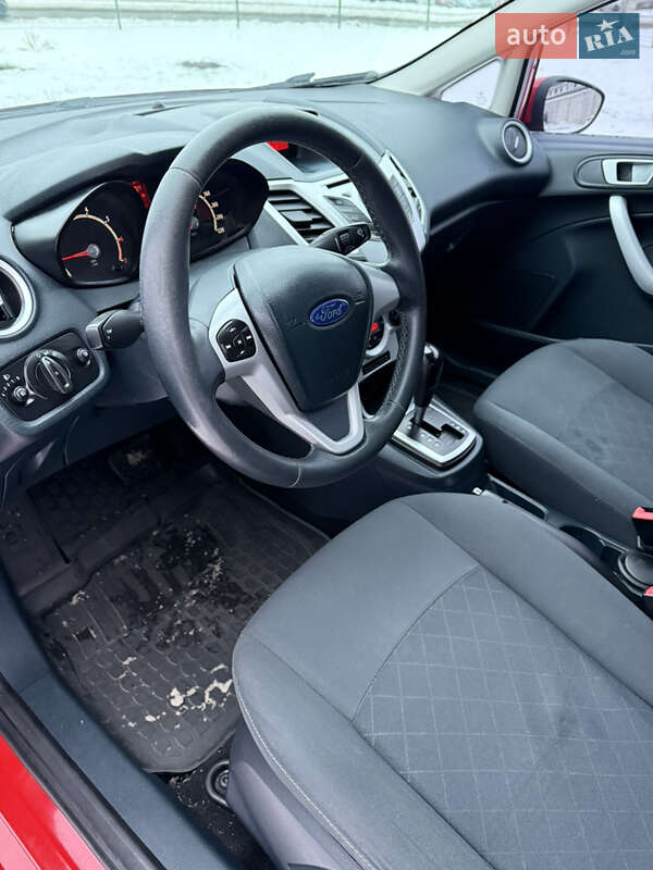 Хетчбек Ford Fiesta 2012 в Києві фото 10 Хетчбек Ford Fiesta 2012 в Києві