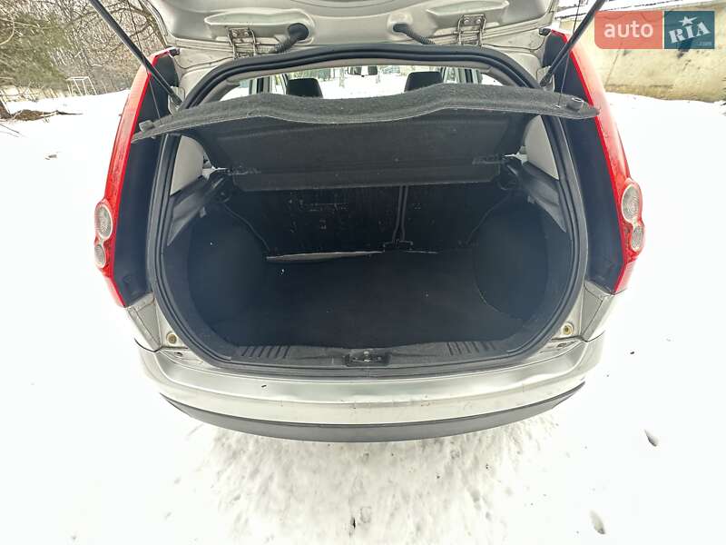 Хетчбек Ford Fiesta 2007 в Мукачевому фото 12 Хетчбек Ford Fiesta 2007 в Мукачевому