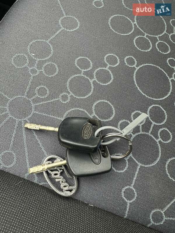 Хетчбек Ford Fiesta 2007 в Мукачевому фото 15 Хетчбек Ford Fiesta 2007 в Мукачевому