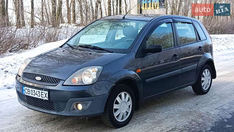 Хэтчбек Ford Fiesta 2007 в Мене