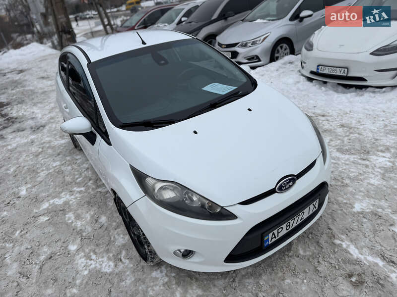 Хетчбек Ford Fiesta 2011 в Запоріжжі фото 10 Хетчбек Ford Fiesta 2011 в Запоріжжі