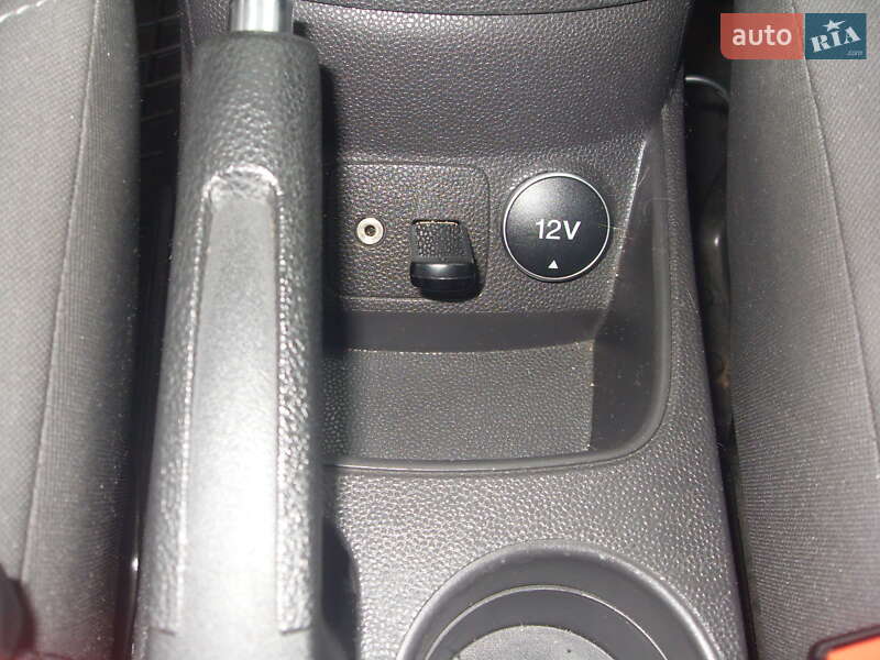 Хэтчбек Ford Fiesta 2013 в Чернигове