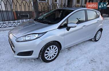 Хэтчбек Ford Fiesta 2015 в Каменском