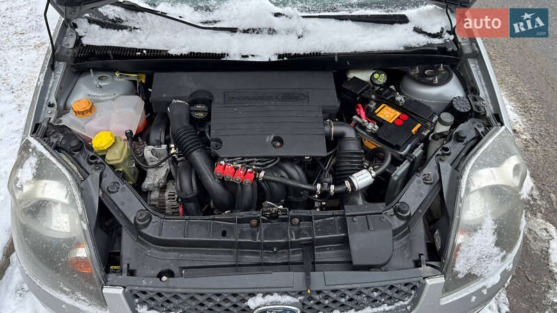 Хетчбек Ford Fiesta 2008 в Кропивницькому