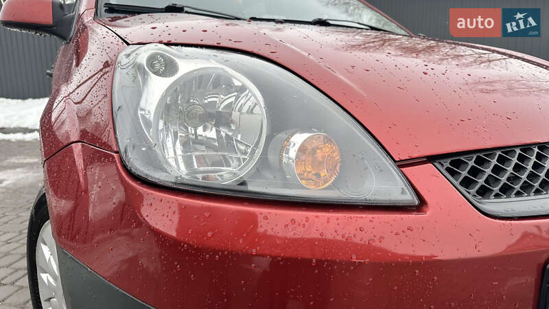 Хетчбек Ford Fiesta 2008 в Дрогобичі