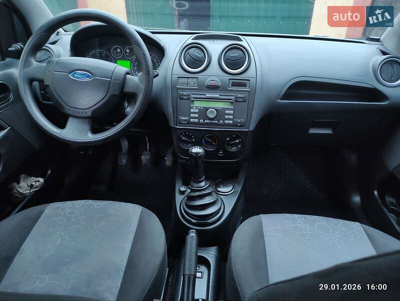 Хетчбек Ford Fiesta 2008 в Первомайську