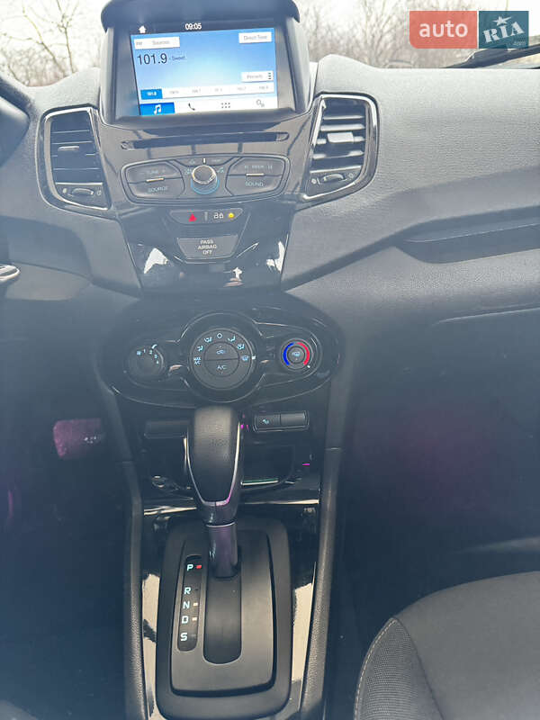 Хетчбек Ford Fiesta 2019 в Ужгороді