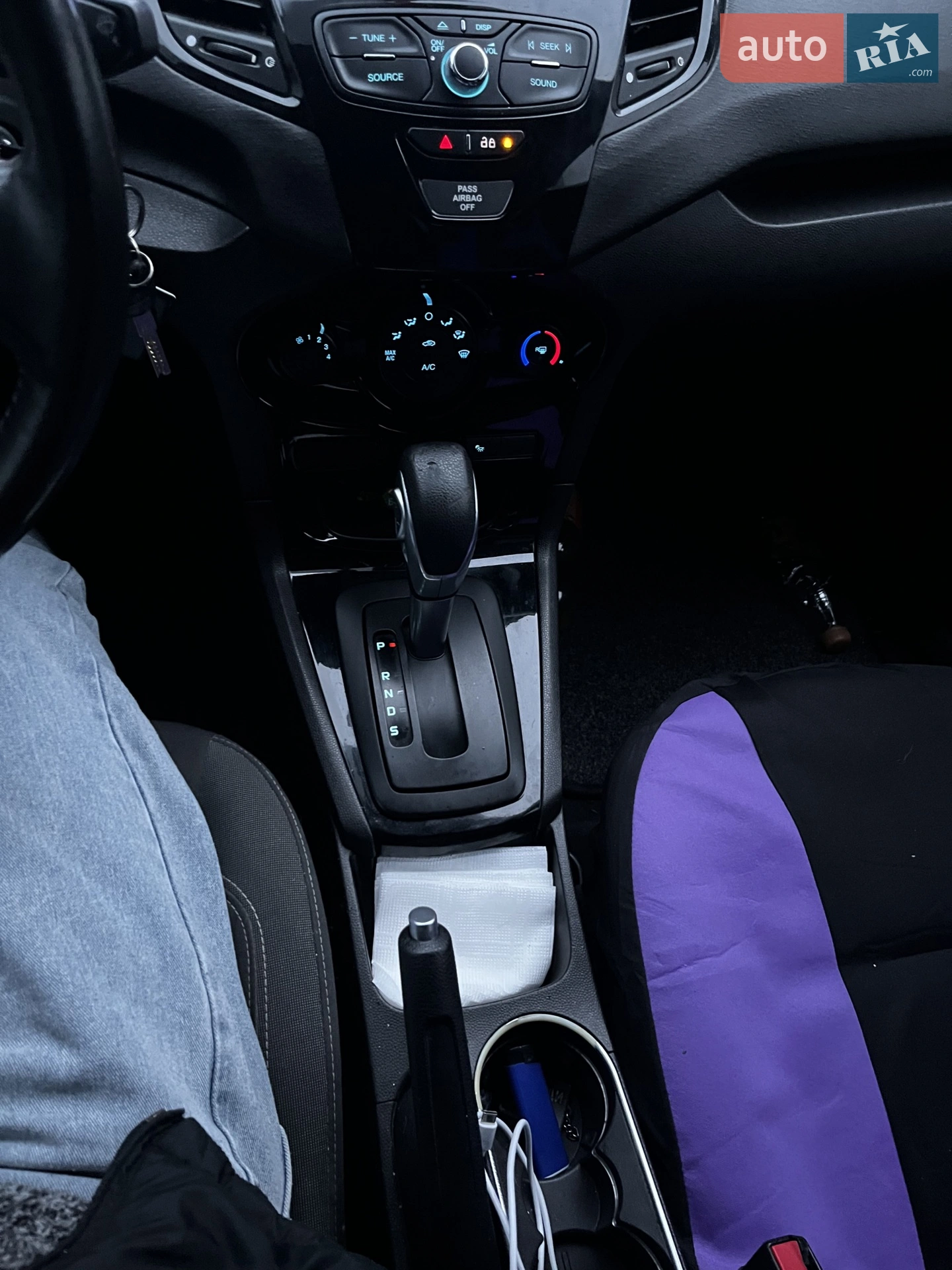 2013 Ford Fiesta - мініатюра 4