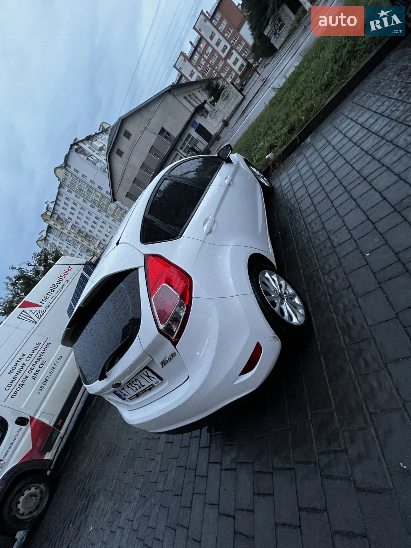 2013 Ford Fiesta - мініатюра 7
