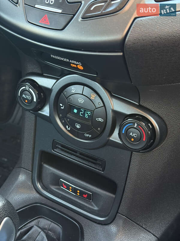 Хэтчбек Ford Fiesta 2017 в Ровно