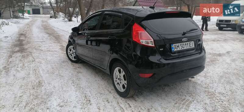 Хетчбек Ford Fiesta 2014 в Бершаді