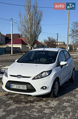 Хэтчбек Ford Fiesta 2011 в Николаеве