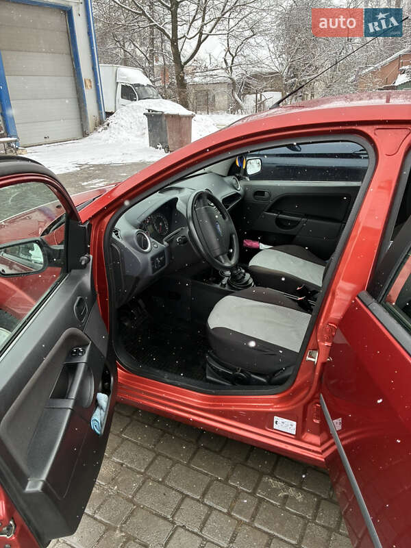 Хетчбек Ford Fiesta 2007 в Львові