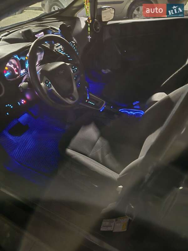 Хэтчбек Ford Fiesta 2018 в Ивано-Франковске