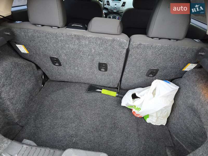 Хэтчбек Ford Fiesta 2014 в Кривом Роге фото 7 Хэтчбек Ford Fiesta 2014 в Кривом Роге