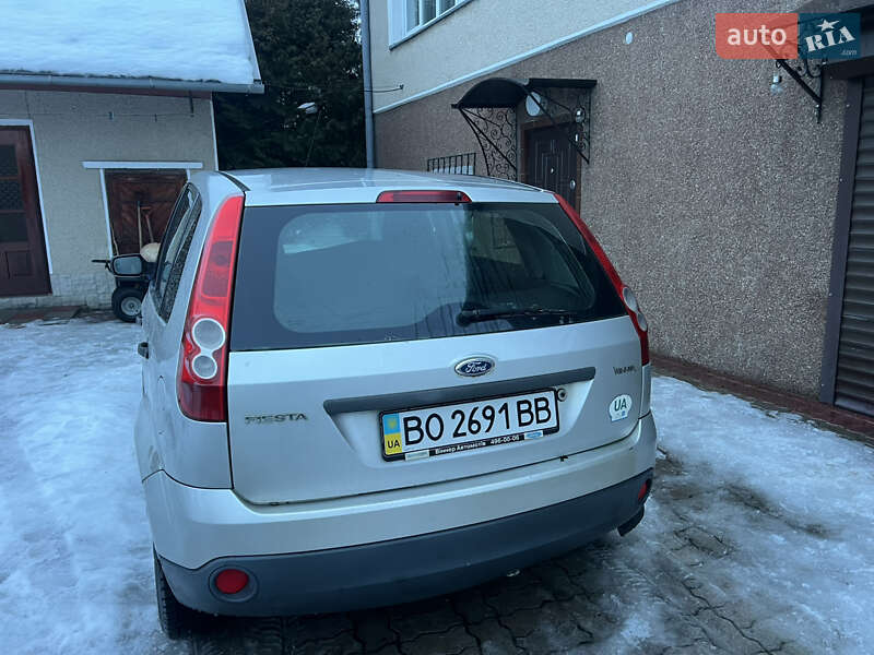 Хэтчбек Ford Fiesta 2006 в Тернополе