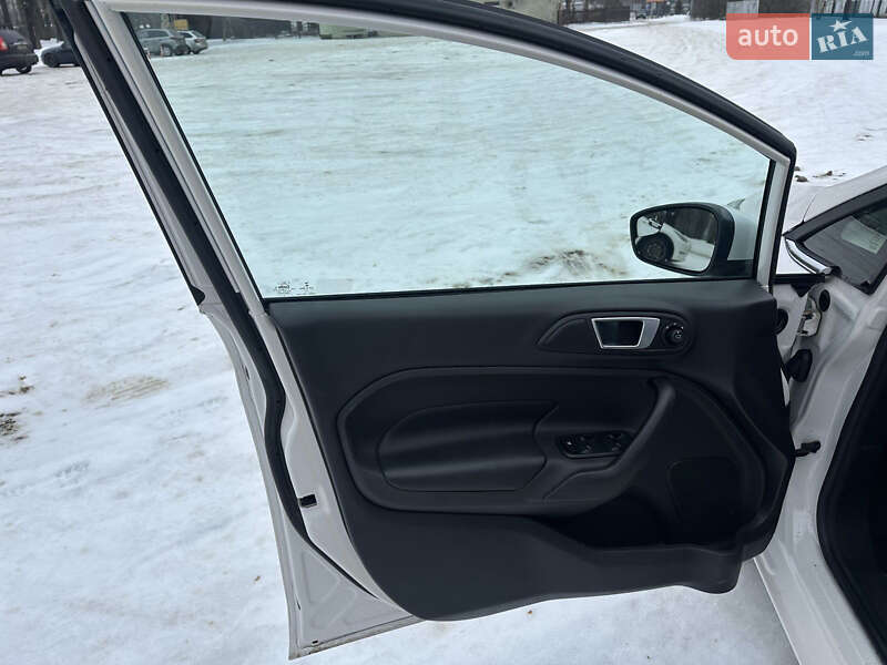 Хетчбек Ford Fiesta 2017 в Харкові фото 11 Хетчбек Ford Fiesta 2017 в Харкові