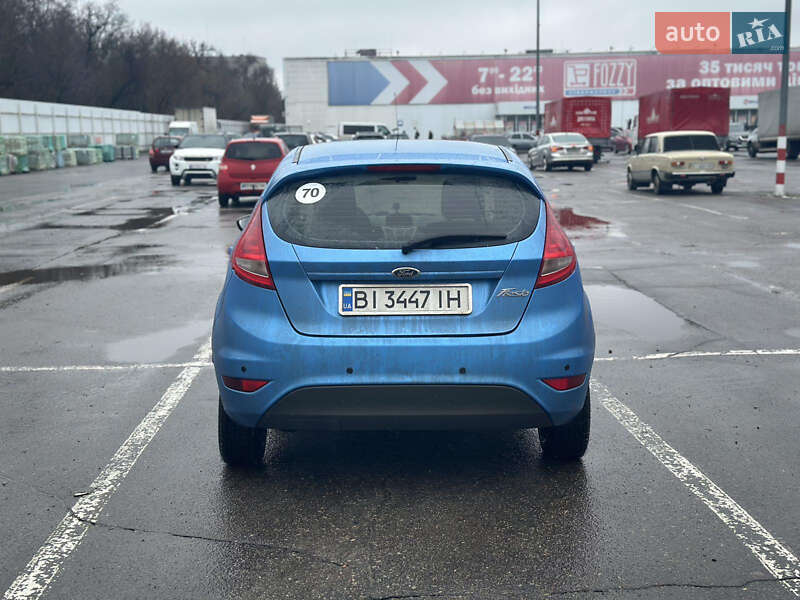 Хэтчбек Ford Fiesta 2011 в Кременчуге