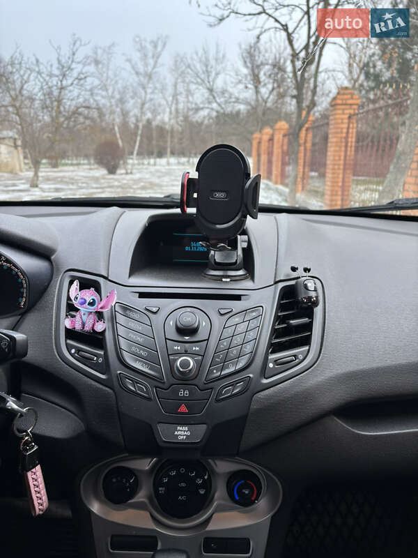 Хэтчбек Ford Fiesta 2014 в Николаеве фото 13 Хэтчбек Ford Fiesta 2014 в Николаеве